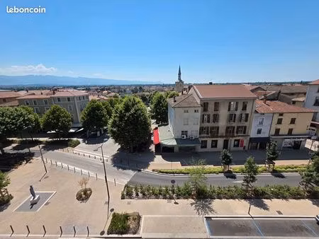 appartement 4 pièces 150 m²