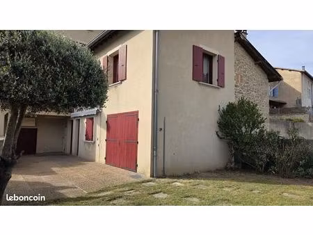 maison 180 m2 centre de charmes