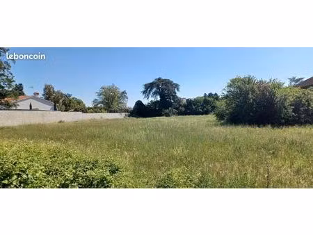 terrain 415 m² romans sur isere