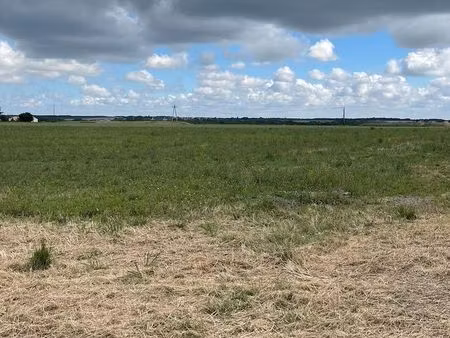 terrain à bâtir de 366 m2 au prix de 105700 à saint-georges-de-didonne (17)