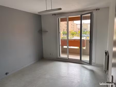 vends appartement t2  bourg de péage  100 000