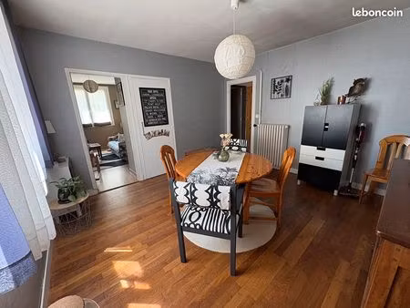 appartement 3 pièces 56 m²