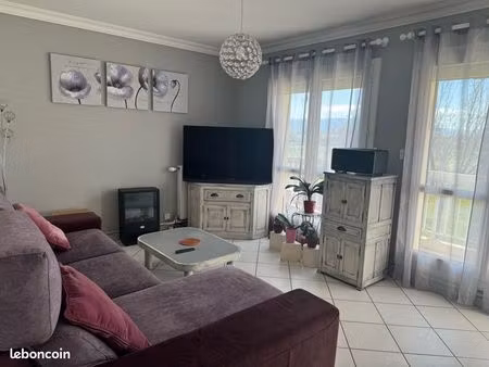 appartement . 4 pièces.82m2