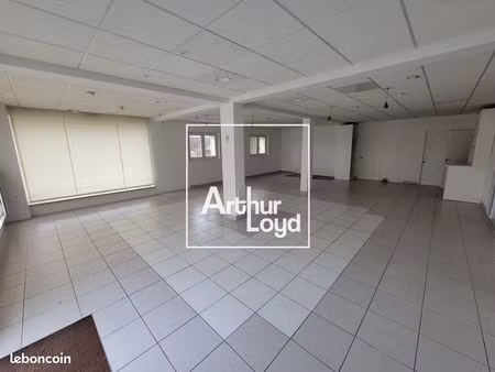 local commercial 145 m² bethoncourt