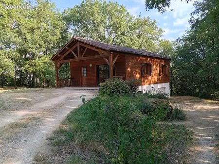joli chalet sur sous sol complet