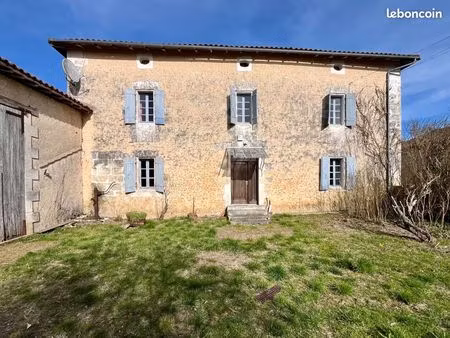 propriété 4 pièces 131 m²