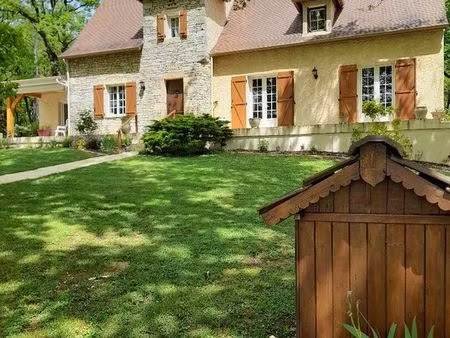 propriété 119 m² savignac-eyvigues
