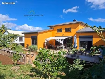villa 5 pièces 143 m²