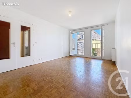 appartement 1 pièce 37 m²