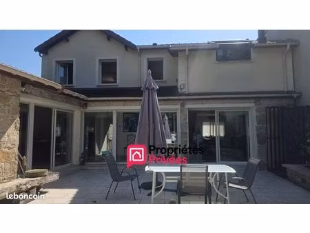maison 5 pièces 160 m²