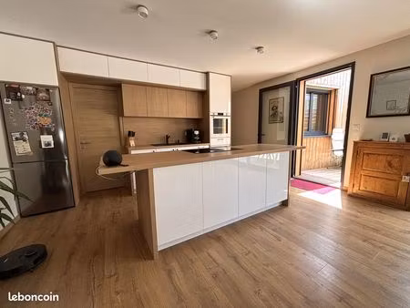 25 min dijon ouest - maison de plain-pied avec garage