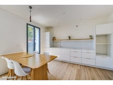 maison 3 chambres parking