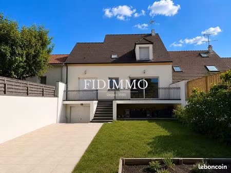 maison 7 pièces 175 m²