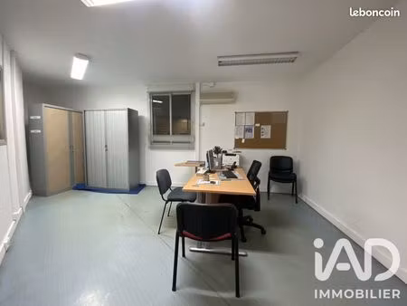 local 81 m² la possession