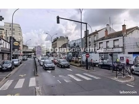 local commercial 44 m²