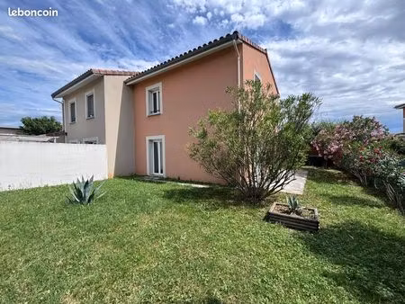 villa 5 pièces 93 m²
