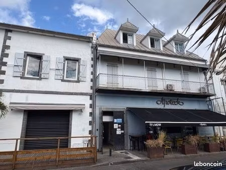 local commercial 96 m² saint denis