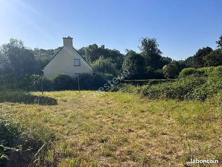 terrain 500 m² pleyben