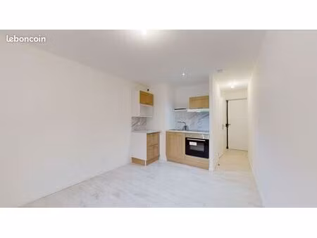 studio 1 pièce 16 m²