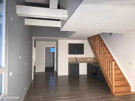 gravigny  t4 neuf duplex 65m2 avec place de parking  proche du collège