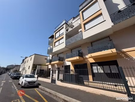 bureaux 69 m² alfortville
