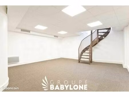 bureau 110 m²