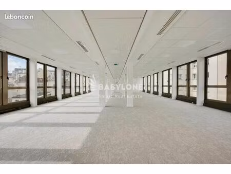 bureau 273 m²