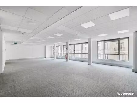 bureau 524 m²