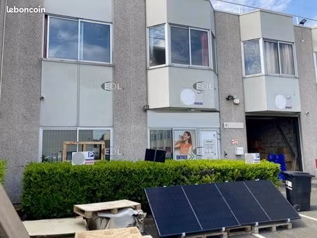 local d'activité 430 m²