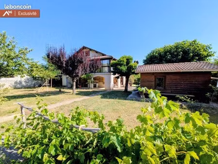 maison 8 pièces 173 m²
