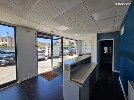 local commercial 84 m²