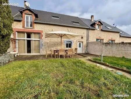 maison 5 pièces 139 m2