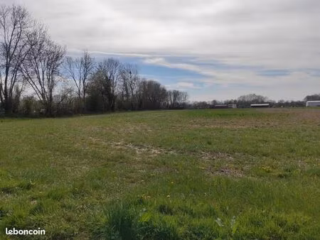 terrain 2 498 m² drucourt