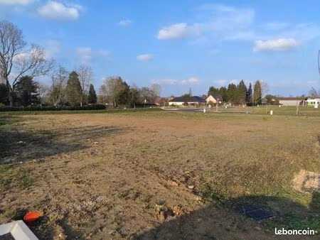 terrain 800 m² la haye malherbe