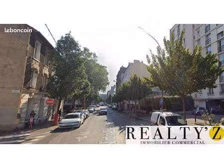 local commercial 56 m²
