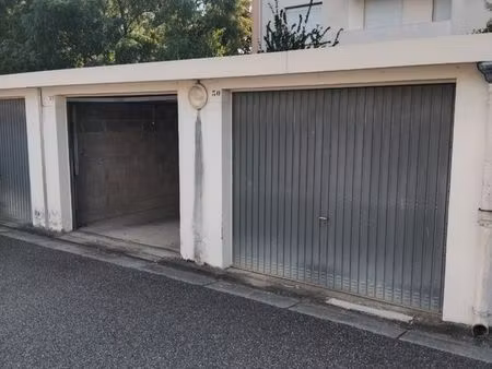 garage à louer