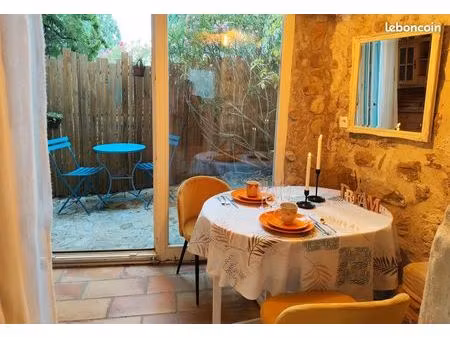 maison meublée avec terrasse et vue- disponible de septembre à mai