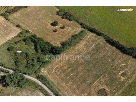 terrain agricole 12 000 m² junas