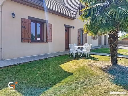 maison 2 pièces 173 m²