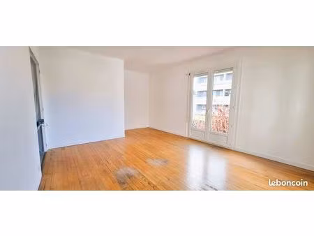 appartement t4/5 av saint exupéry à rénover