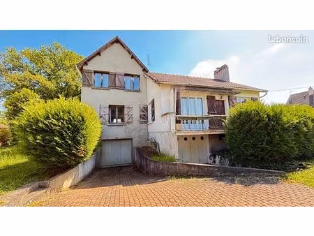 maison 7 pièces 134 m²