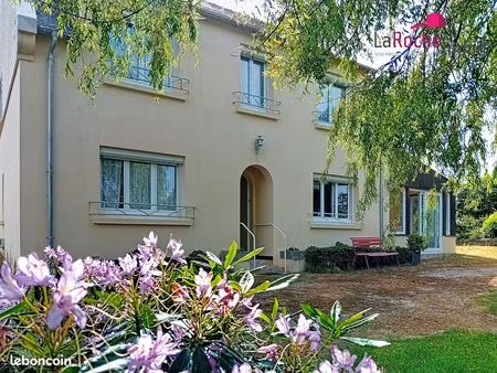maison 8 pièces 153 m²
