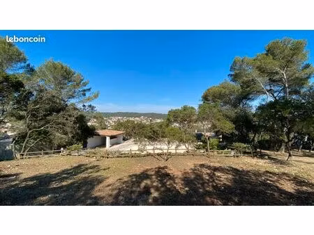 terrain de 1324m² viabilisé – hors lotissement – caveirac
