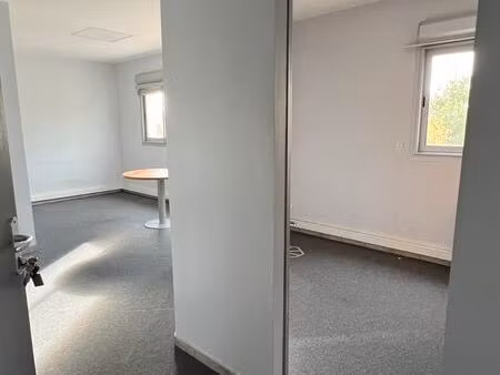 location bureau st clément