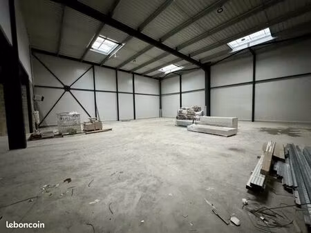 local d'activite 416 m² montmagny