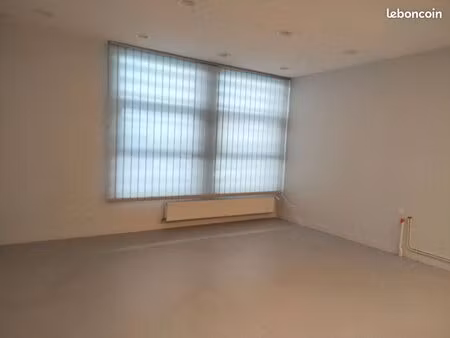 local 28 m² redon