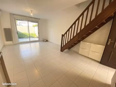 maison 3 pièces 49 m²