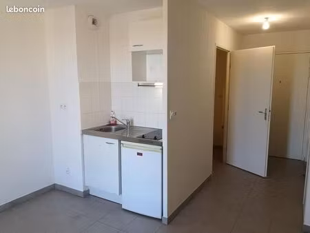 studio 1 pièce 19 m²