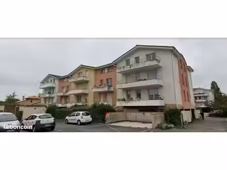 villemur sur tarn - à vendre t2 avec terrasse et parking spécial investisseur
