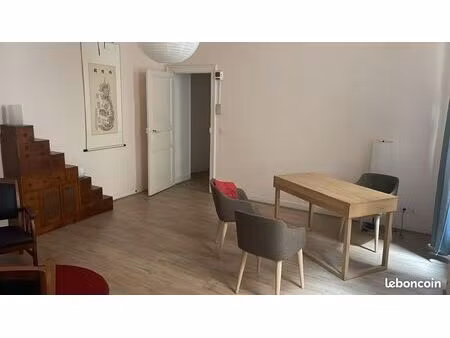 location bureau professionnel 25 m² – toulouse hyper-centre – place du capitole